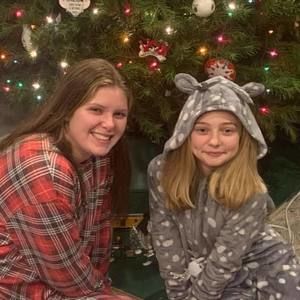 Meet your Posher, Monica